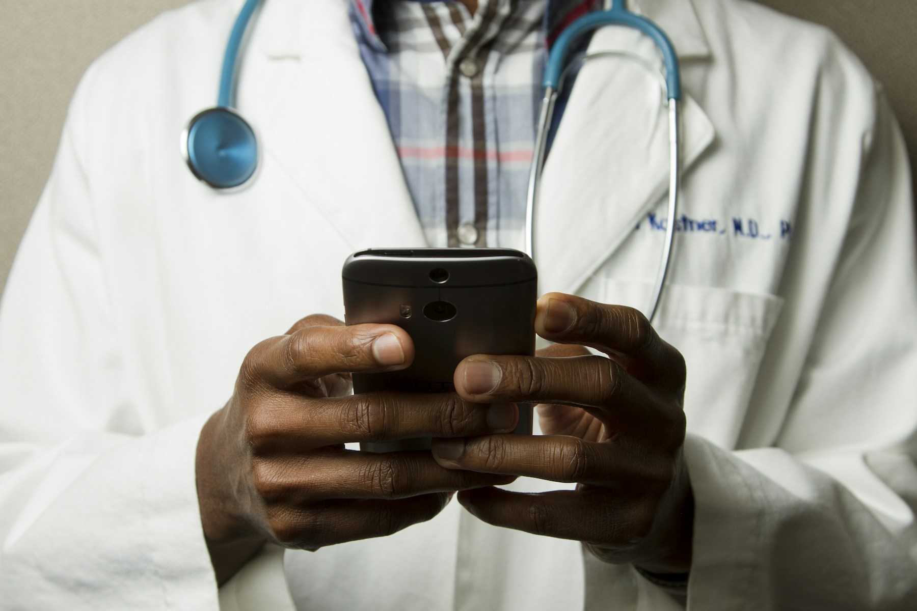 Healthcare professionals in a clinical environment